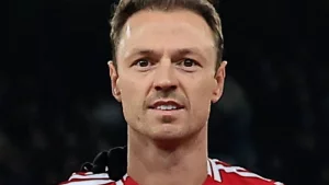 Jonni Evans Manchester Yunaytedda ijaralar bo‘limi boshlig‘i oldu