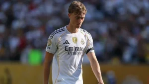 «Реал Мадрид» планирует продать защитника Дина Хёйсена