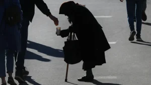 366 тысяч семей вышли из бедности, безработица снизилась