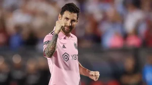 Unexpected news: "Barcelona" is looking to part ways with three stars to bring Messi back