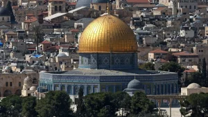 Eight Arab states criticized Israel for closing the Al-Aqsa Mosque.