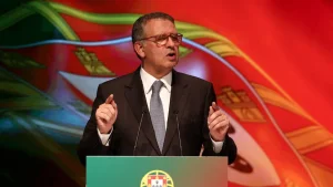 Portugaliyada prezidentlikka Antoniu Joze Seguru saylandi