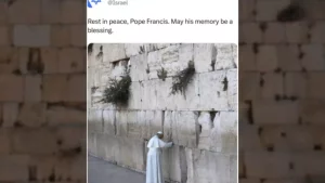 Isroil nega Rim papasi Fransisk o‘limiga ta’ziya bildirib, keyin uni o‘chirdi?