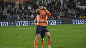Eldor Shomurodov Turkiya chempionatining eng yaxshi to'purari bo'ldi