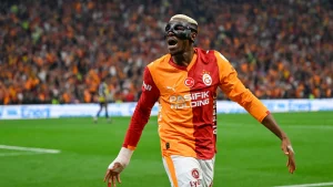 «Arsenal» klubi Viktor Osimhenni sotib olish uchun muzokaralarni boshladi
