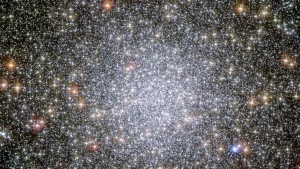 Olimlar koinotda bir vaqtning o'zida o'n beshta yangi pulsar kashf etdi