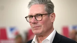 Kir Starmer global beqarorlik Britaniya iqtisodiyotiga salbiy ta’sir ko‘rsatayotganini aytdi